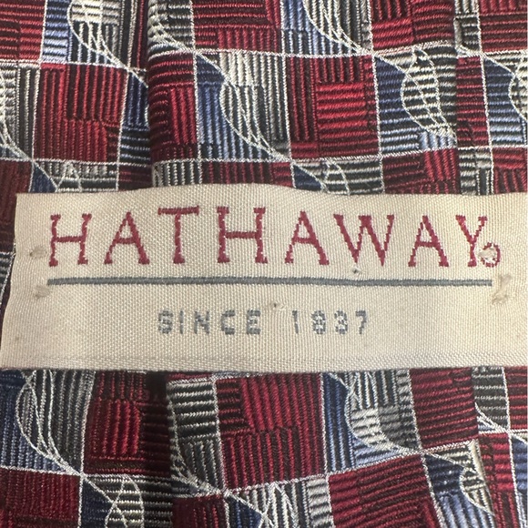 Hathaway Men’s Tie Hand Sewn 100% Italian Silk Made in the USA - Picture 4 of 5